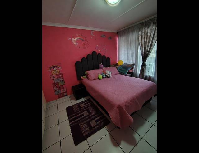 3 BEDROOM TOWNHOUSE TO LET IN ASHLEY